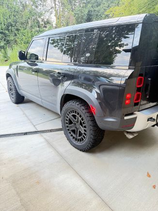 KO3s installed today - 275/55r20