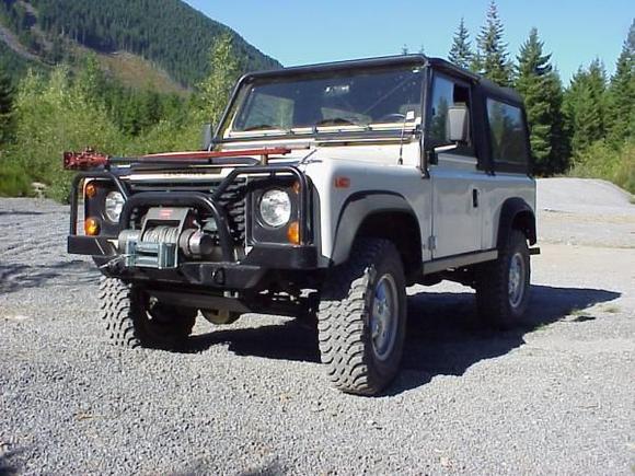 95 D90 Softtop I bought off eBay for $15k! Damn, I miss that rig...