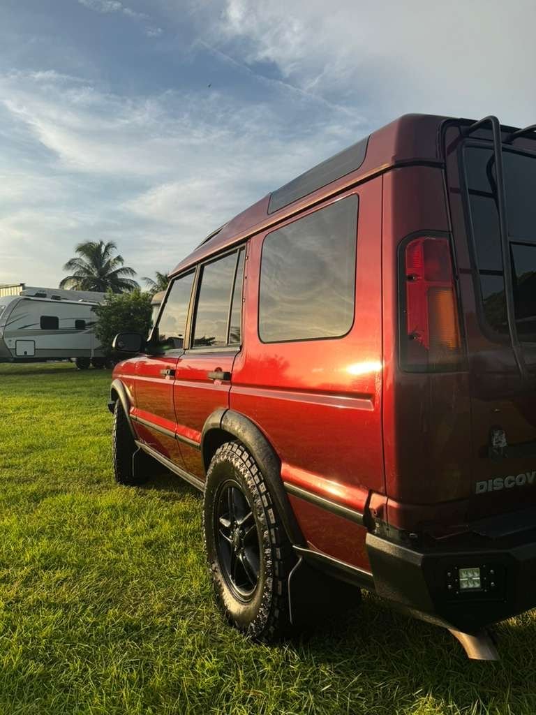 2003 Land Rover Discovery - I want to sell my Land Rover Discovery 2 - Used - VIN SALTY14453A771117 - 100,080 Miles - 8 cyl - 4WD - Automatic - SUV - Red - Miami, FL 33187, United States