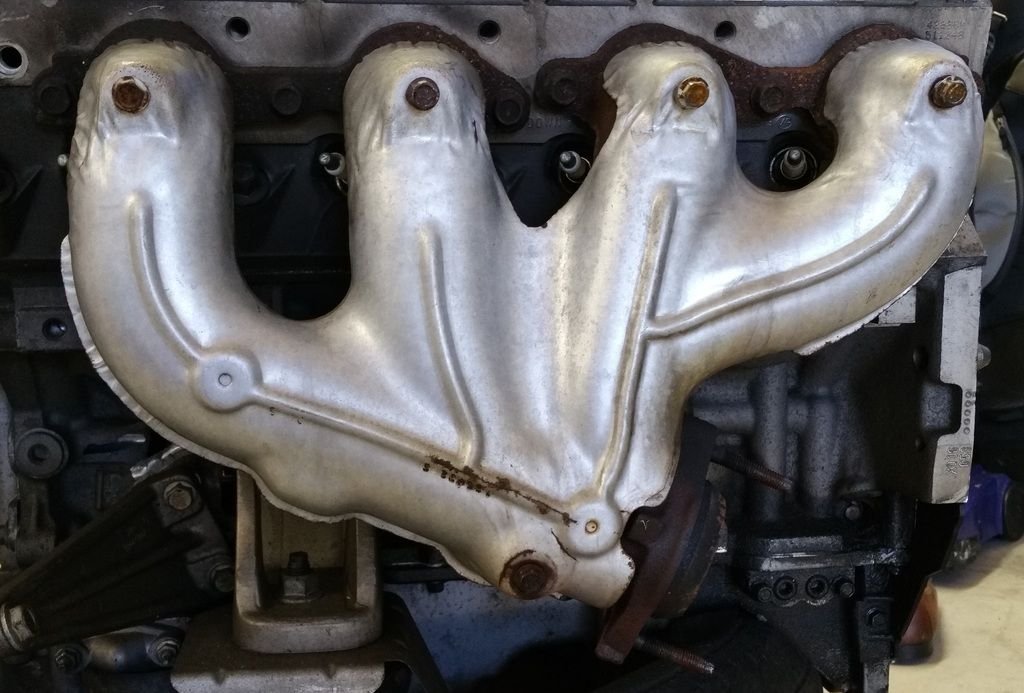 FS LS2 GTO Intake Manifold, Valley Cover, Fuel Rail, Exhaust