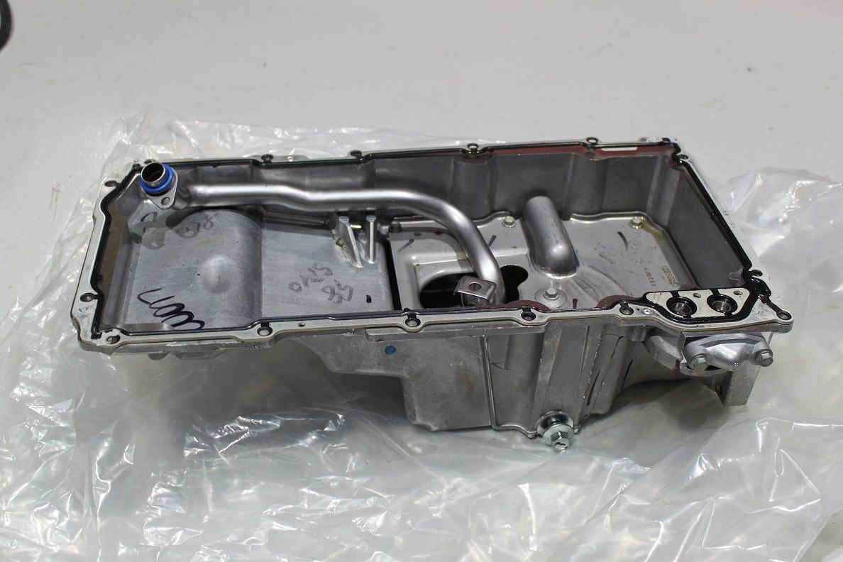 Miscellaneous - Brand New Genuine GM OEM LS3 Oil Pan w/ OEM gasket & OEM oil pickup, NEVER USED $150 - New - All Years  All Models - Sarasota, FL 34243, United States