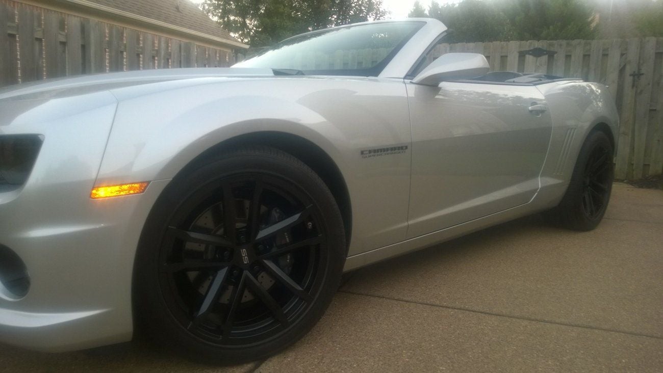 2011 Chevrolet Camaro - 2011 Camaro Convertible 2SS Supercharged - Used - VIN 2G1FT3DW4B9168016 - 22,000 Miles - 8 cyl - 2WD - Manual - Convertible - Silver - Collierville, TN 38017, United States