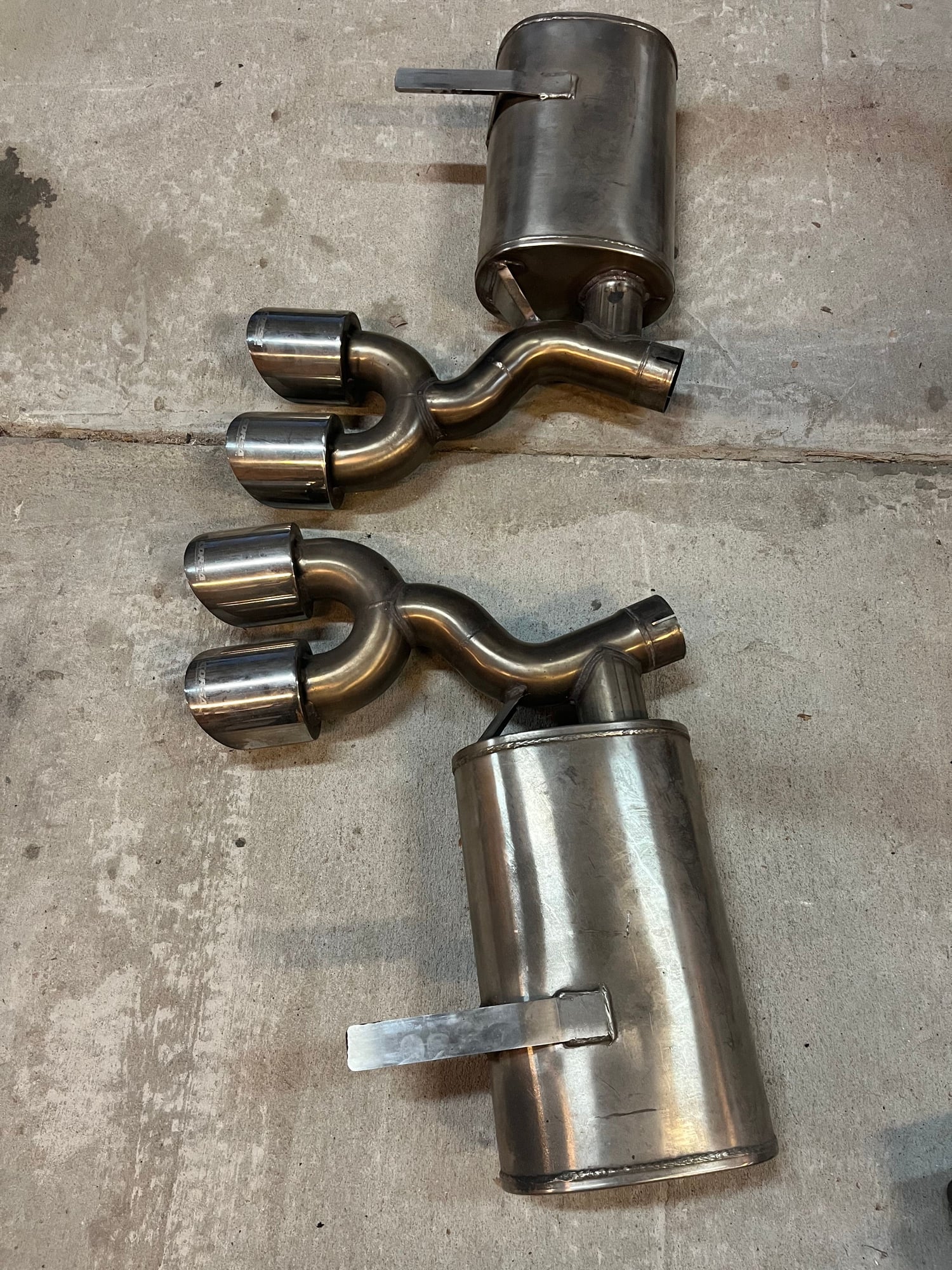 Engine - Exhaust - C5 corsa extreme mufflers!!! - Used - 1998 to 2004 Chevrolet Corvette - Cape Girardeau, MO 63701, United States
