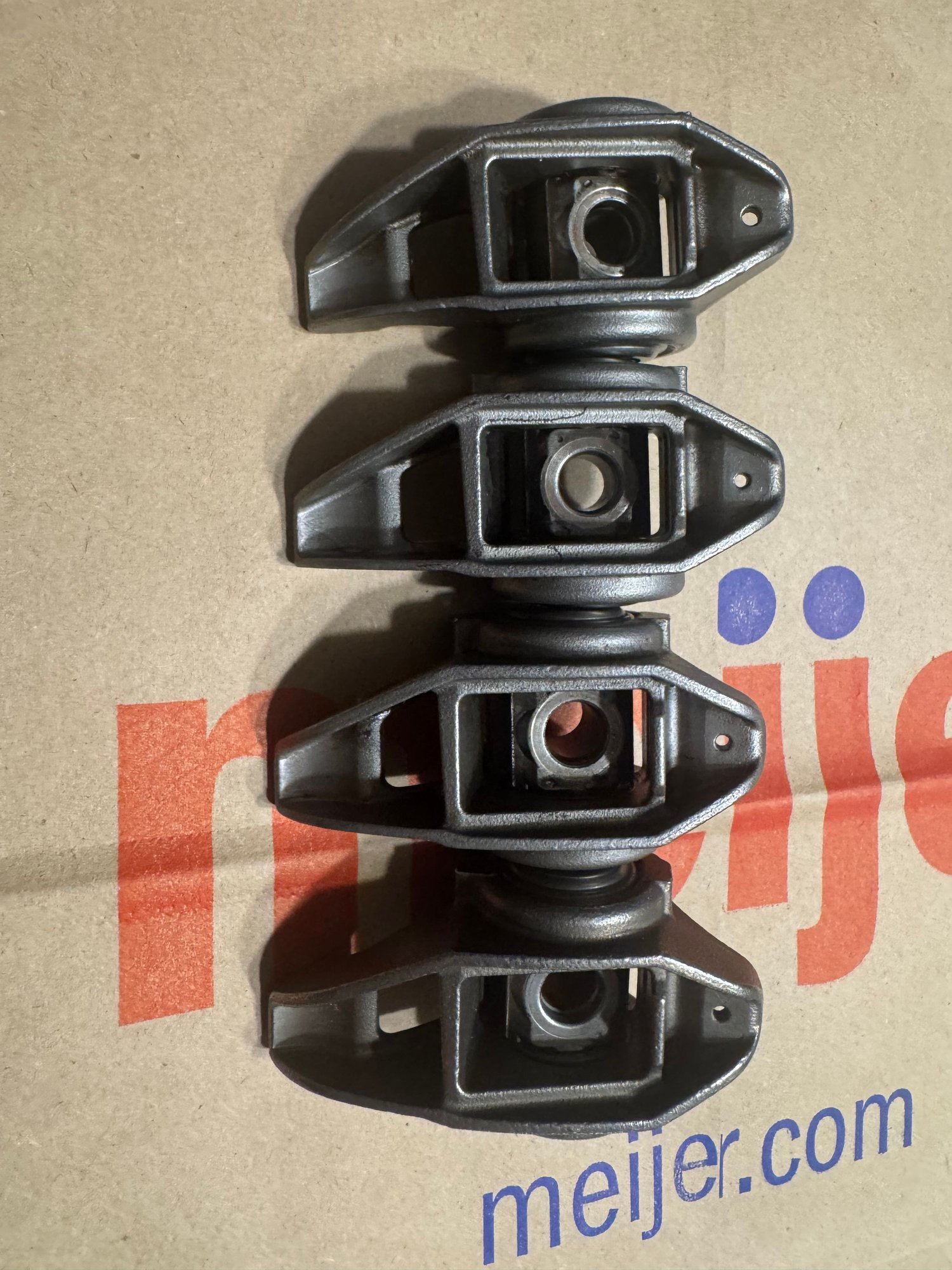 Engine - Intake/Fuel - LS3 rocker arms OEM plus bolts. Full set of rockers and bolts - Used - -1 to 2027  All Models - Allen Park, MI 48101, United States