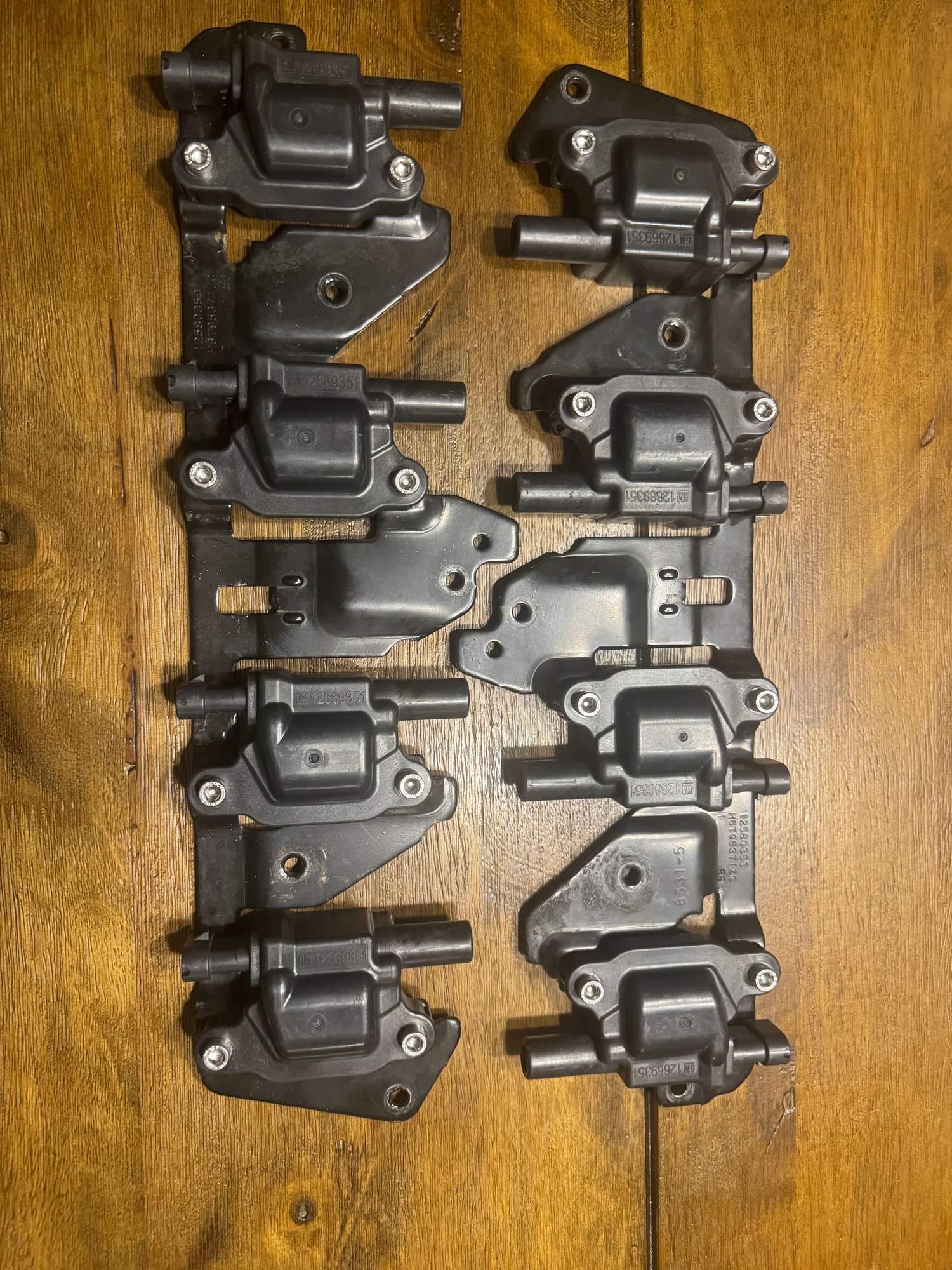 Engine - Electrical - LS3 coils and brackets. - Used - -1 to 2027  All Models - Allen Park, MI 48101, United States