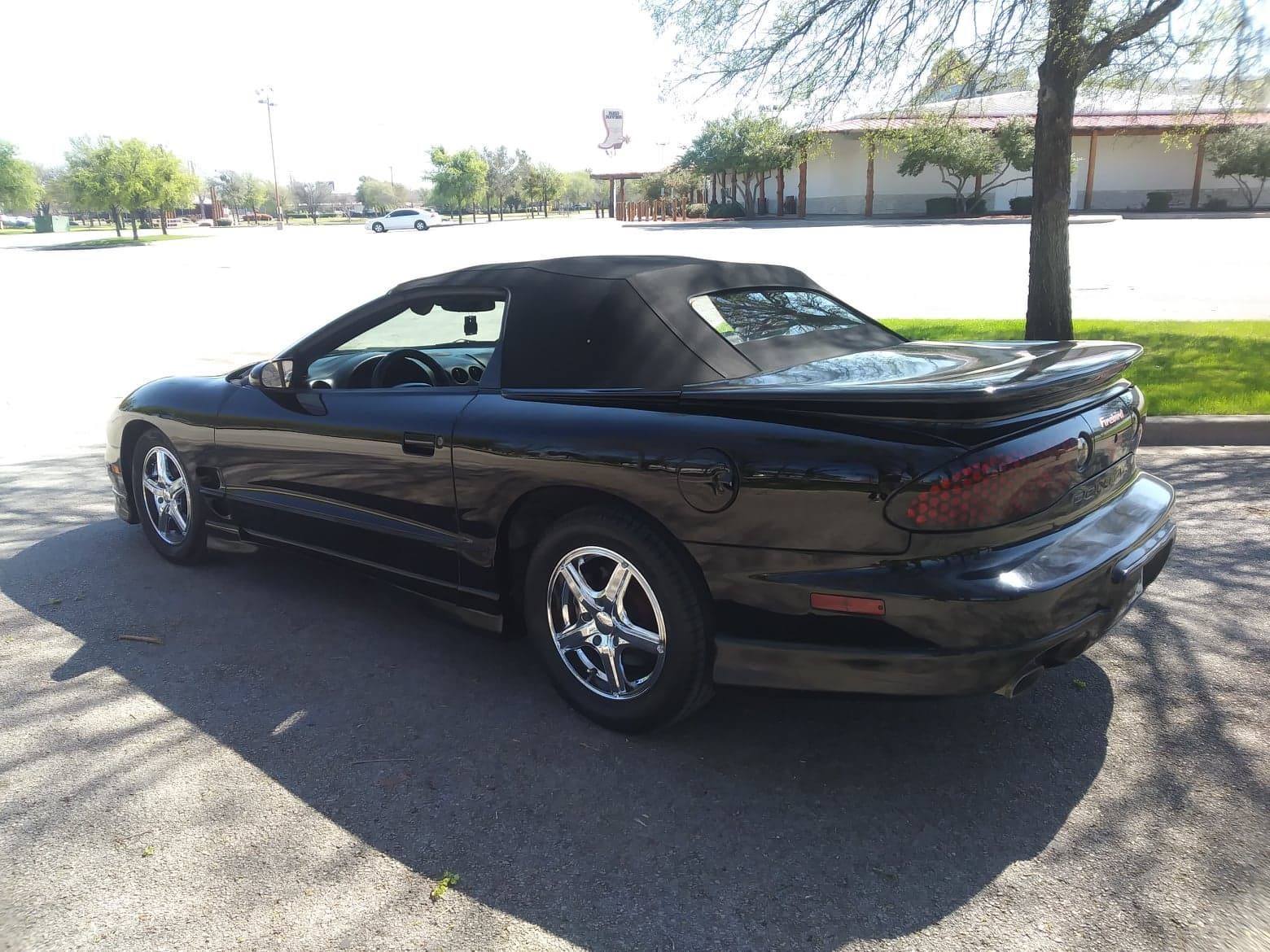 2002 Pontiac Firebird - 2002 Firebird Convertible - Used - VIN 2G2FS32K522105868 - 115,000 Miles - 6 cyl - 2WD - Automatic - Convertible - Black - Dallas, TX 75223, United States