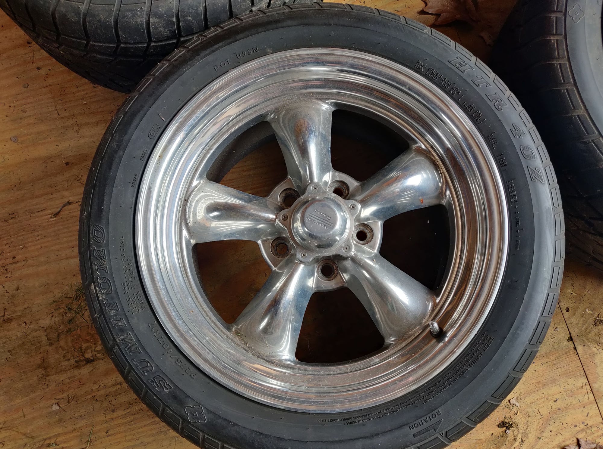Wheels and Tires/Axles - (5) 17x9.5 Torque Thrust II wheels, (4) with tires, all lug nuts and caps incl - Used - 0  All Models - Downingtown, PA 19335, United States