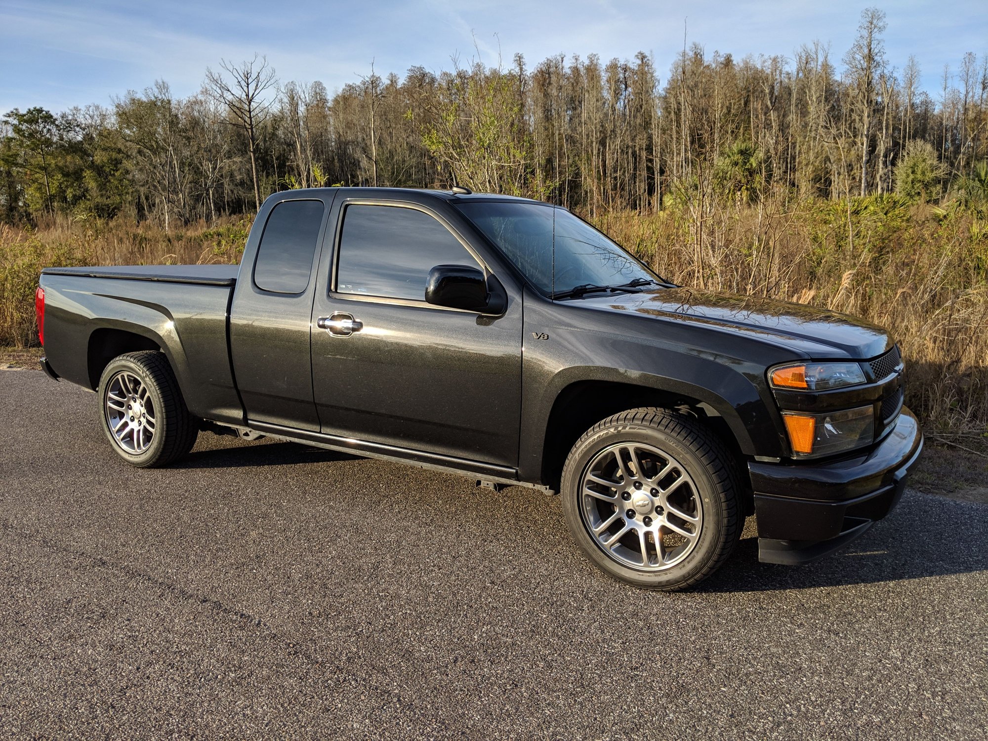 2009 Chevrolet Colorado - FL 2009 Colorado V8 2wd Ext cab - Used - VIN 1GCCS19L598124824 - 68,074 Miles - 8 cyl - 2WD - Automatic - Truck - Black - Tampa, FL 33647, United States