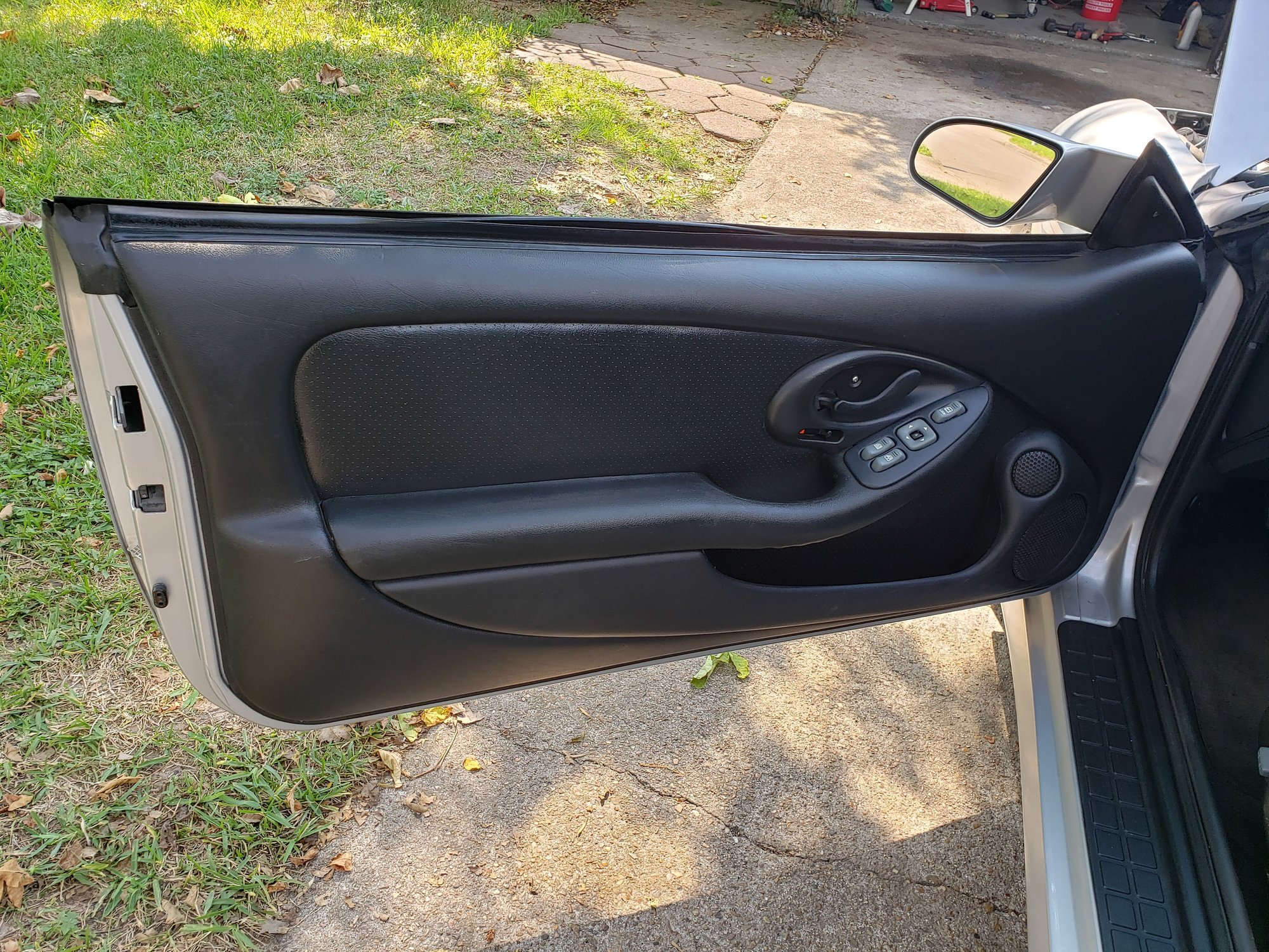 2002 Pontiac Firebird - 2002 WS6 M6 91k miles - Used - VIN 2G2FV22G122166518 - 91,100 Miles - 8 cyl - 2WD - Manual - Hatchback - Silver - Houston, TX 77086, United States