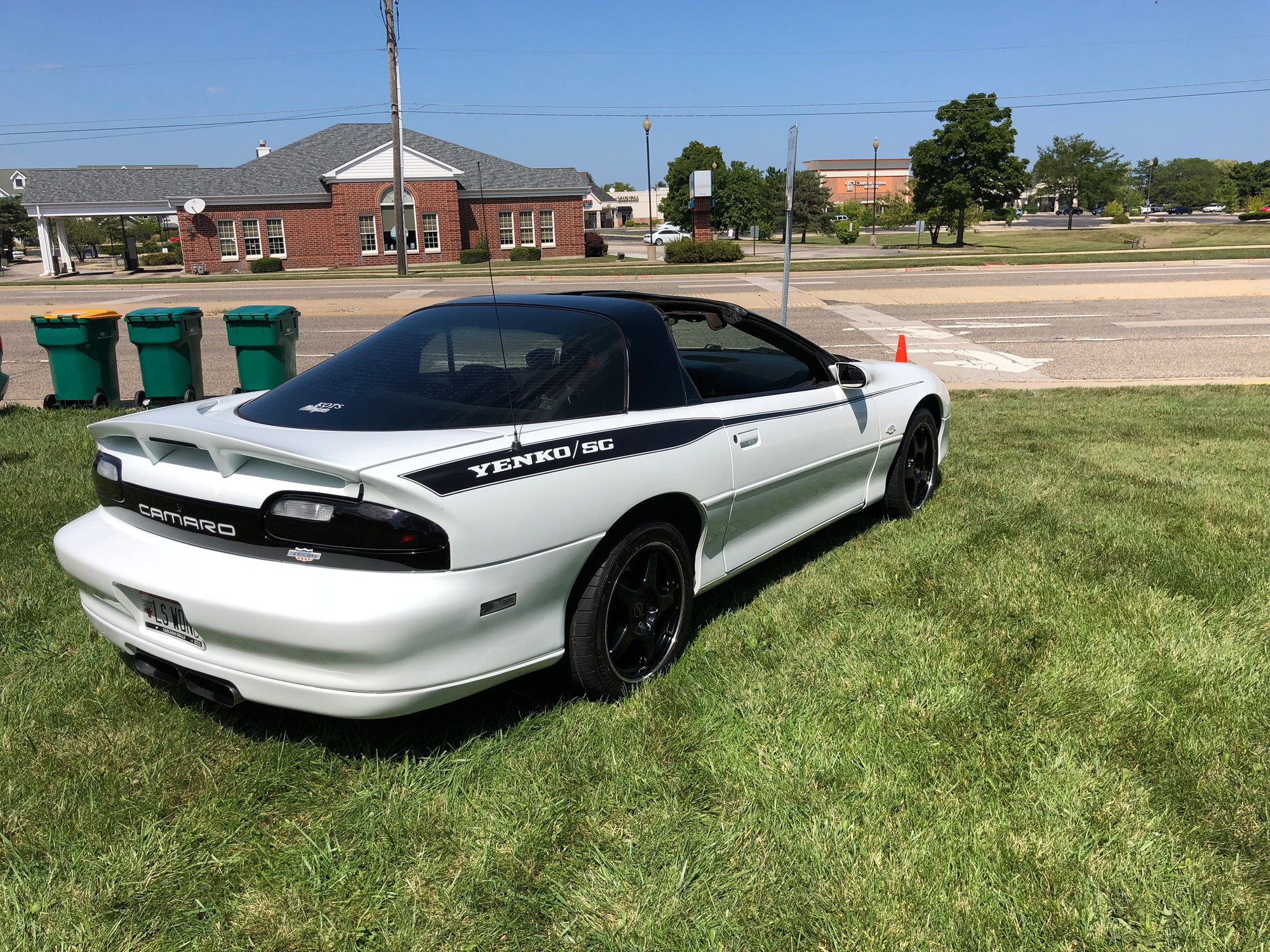 2001 Chevrolet Camaro - 2001 Chevrolet Camaro Z28 *Low Miles* BUILT - Used - VIN 2G1FP22G312137244 - 93 Miles - 8 cyl - 2WD - Automatic - Hatchback - White - Gurnee, IL 60031, United States