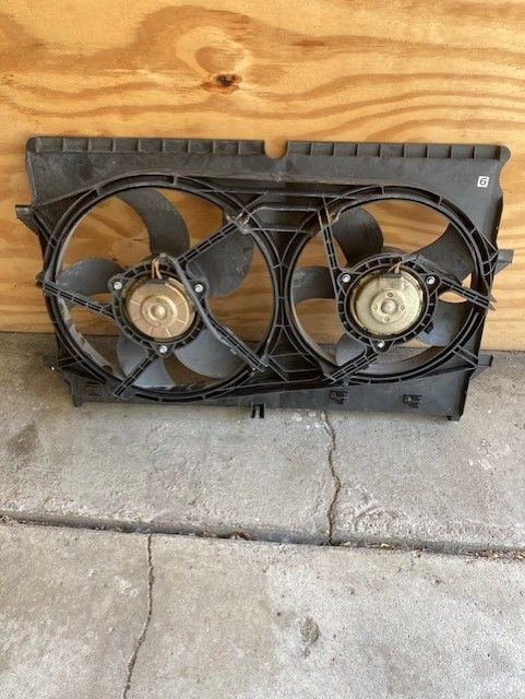 Miscellaneous - 2004 GTO stock fan/shroud - Used - 0  All Models - Oskaloosa, IA 52577, United States