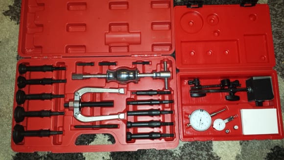 Some new tools. Blind hole puller kit and dial gauge