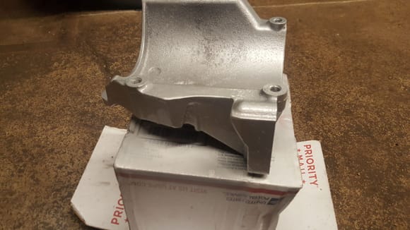 Once the piece is cut off it really opens up the bracket on the bottom and adds a nice curve that will clear the fitting.....not by much but enough that it's not going to be an issue. 