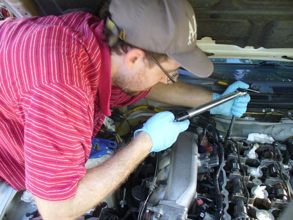 Very quick access to camshafts in the sr20det engine. I can swap the cams in less than 3 hours in the front driveway without even disconnecting the battery.