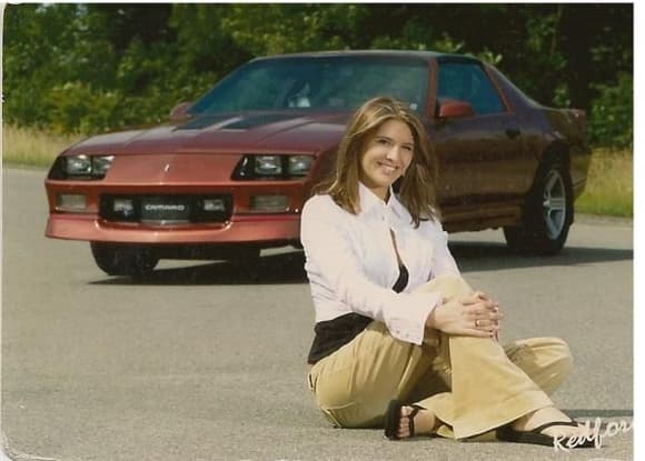 lol old senior pic with my iroc (before i had my TA)
