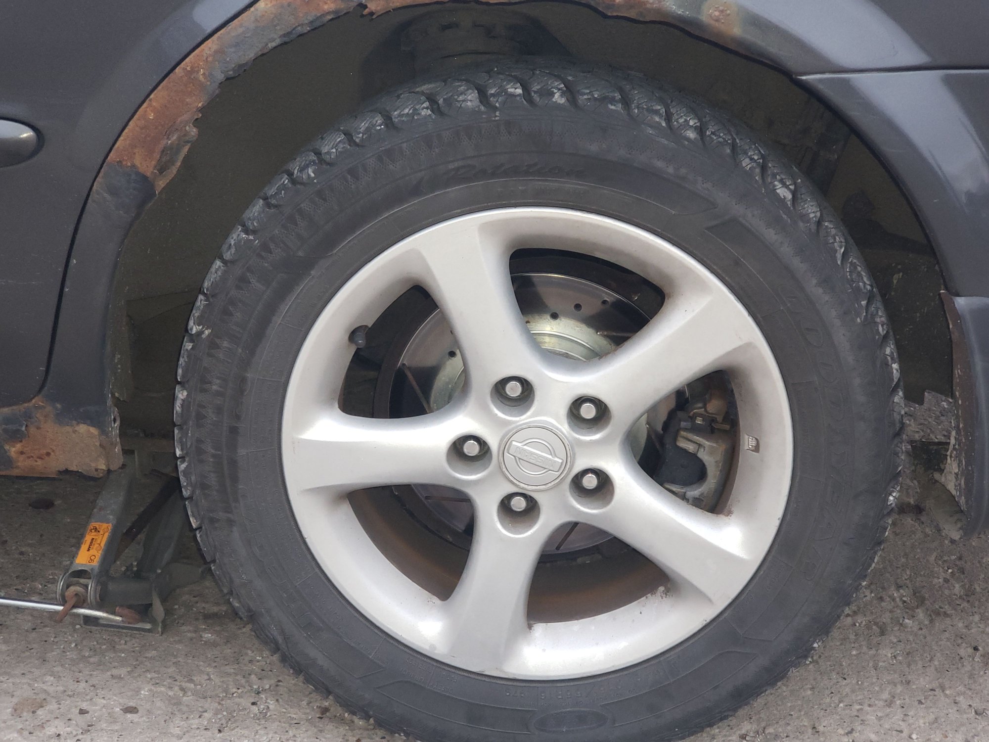 Caliper BRACKET bolts fell out Maxima Forums