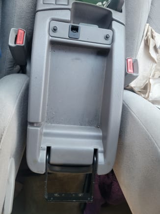 Center console plastic also broke, I wonder if anyone is 3d printing these as the replacements are about $100 and I would rather buy new headlamps for that price