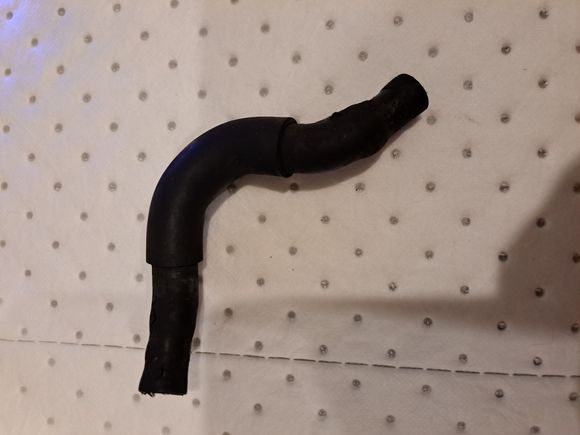 The leftmost hose I need to replace
