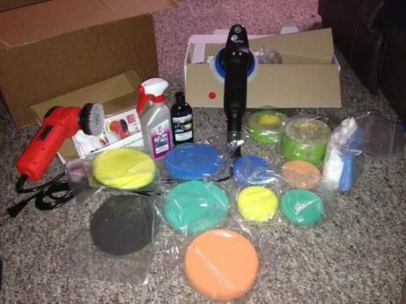 New Rupes 21 polisher as well as the Griots 3" polisher for tighter spots and also for the leather interiors w/ attachment. Various Uber pads and basic accessories...