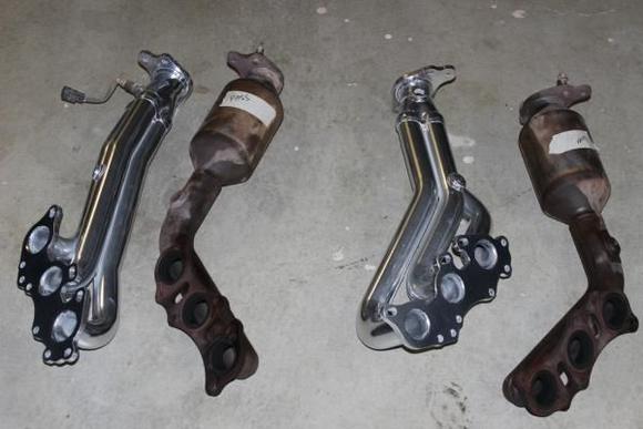 stock manifolds side by side with ceramic coated doug thorley headers