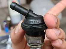 Crankcase vent hose valve. BMW Part no 11157632333 