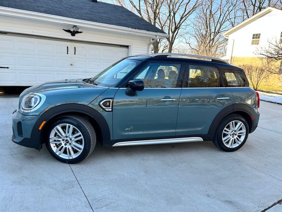 Sage green metallic 2023 Mini Cooper S Countryman