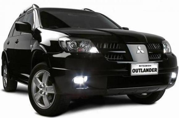 2005 Mitsubishi Outlander LS FWD