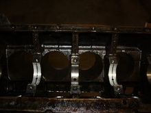 main bearings on 2&amp;4 for runout check, also did this with bearings on first and last. 1/2 thou on both cranks