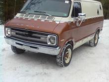 76 dodge tradesman 100