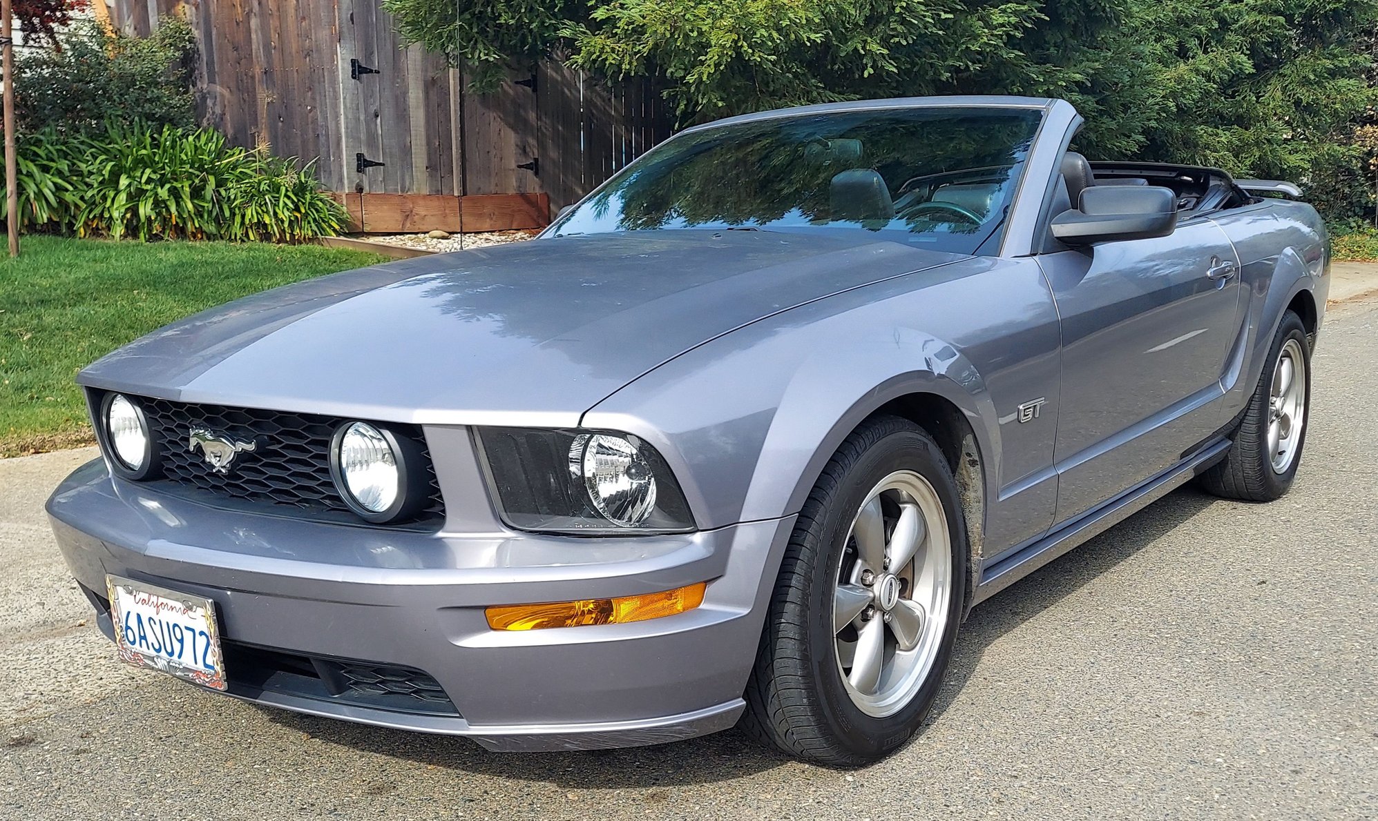 2006 Ford Mustang - 2006 Mustang GT Convertable Supercharged - Used - VIN 1ZVHT85H265212303 - 142,000 Miles - 8 cyl - 2WD - Automatic - Convertible - Gray - Fair Oaks, CA 95628, United States