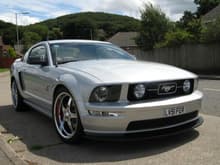 LV51FER - Mustang in the UK