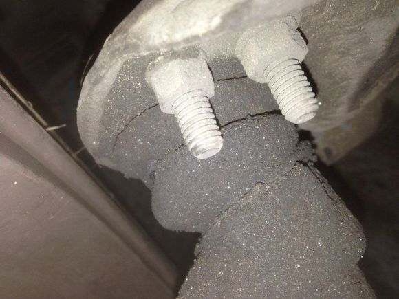 about .330 clearance  between rim and upper balljoint
