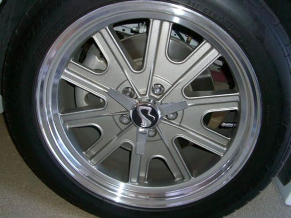 Shelby GT500 Wheel, I believe.