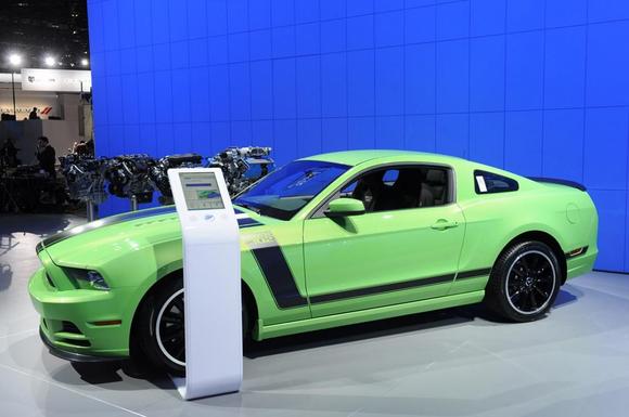 04 boss 302 gotta have it green