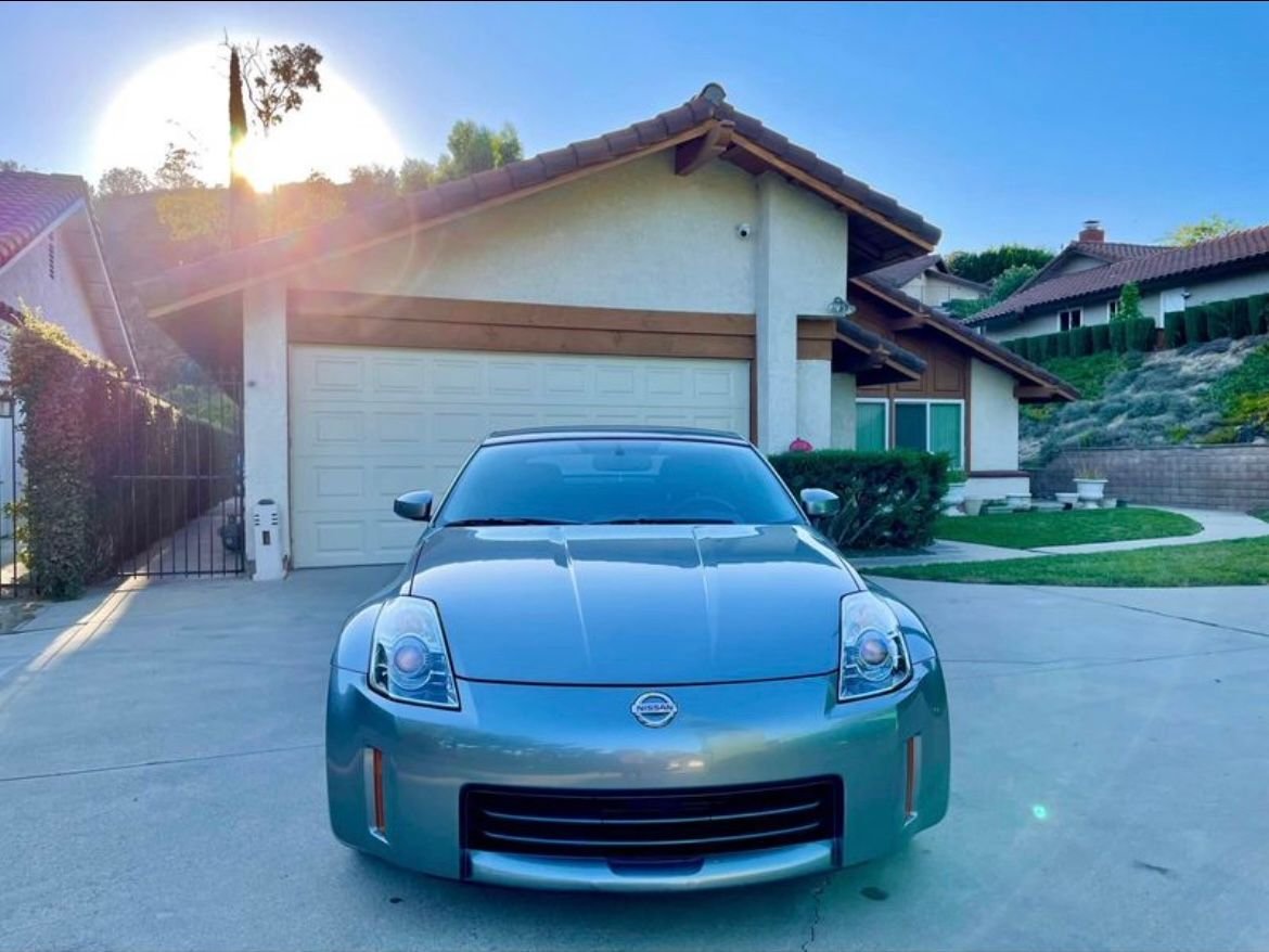 2006 Nissan 350Z - 2006 Nissan 350Z Enthusiast Coupe, Manual, 35k miles, Like New ($19k obo) - Used - VIN JN1AZ34D16M312258 - 2WD - Manual - Coupe - Silver - Diamond Bar, CA 91765, United States