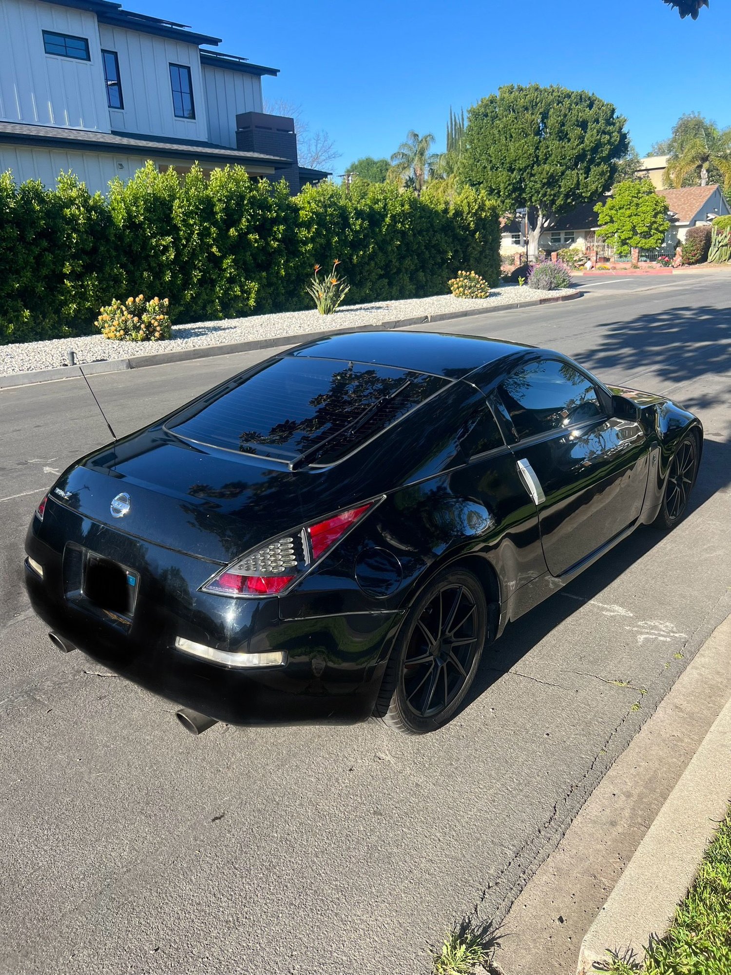 2003 Nissan 350Z - 2003 350z Touring - Used - VIN JN1Az34D13T113065 - 140,001 Miles - 6 cyl - 2WD - Automatic - Coupe - Black - Sherman Oaks, CA 91423, United States