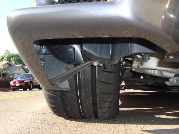 Bridgestone RE11 285*35*19