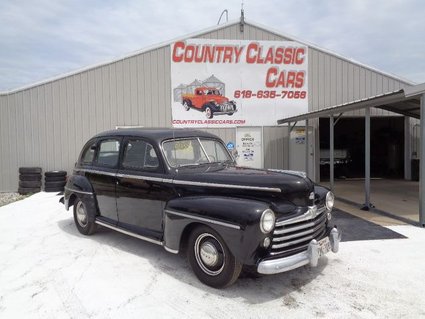 1948 Ford Super Deluxe