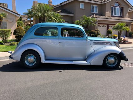 1937 Ford Slantback All Steel Show Stopper