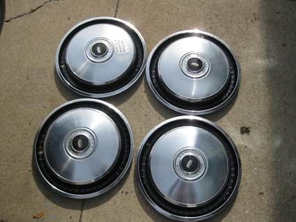 1971-76 FORD TRUCK HUBCAPS