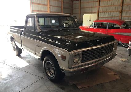 1972 Chevy Custom Deluxe Short Bed P/U