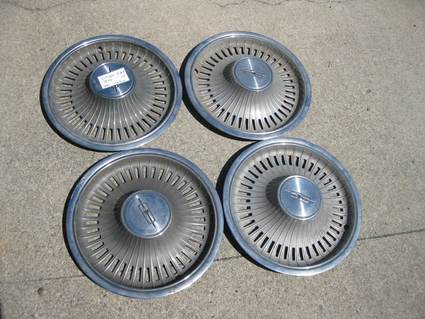 1972-73 CUTLASS HUBCAPS