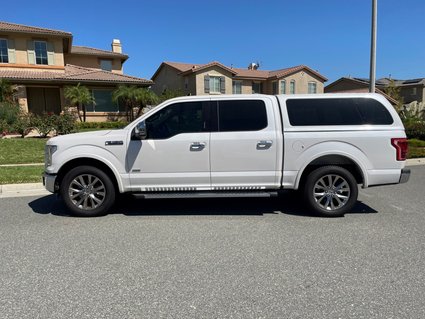 2015 Ford F150 Lariat Super Crew 65K Miles LikeNew