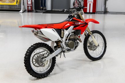 2006 Honda CRF450X w/ 3 Miles