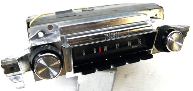 1967 1968 Firebird Camaro GM Delco Radio Pontiac