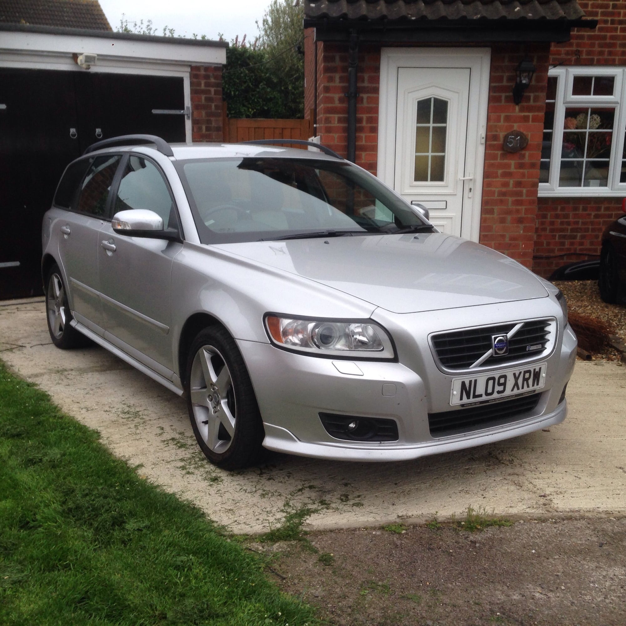 Thinking of buying a Volvo v50 any advice PassionFord