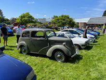 The oldest Ford on display early 50s Popular.