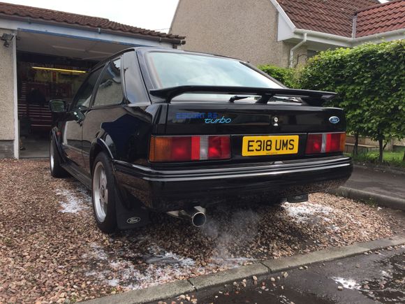 Busy morning. Got it out the garage. Changed the fuel filter, now it’s running much better.