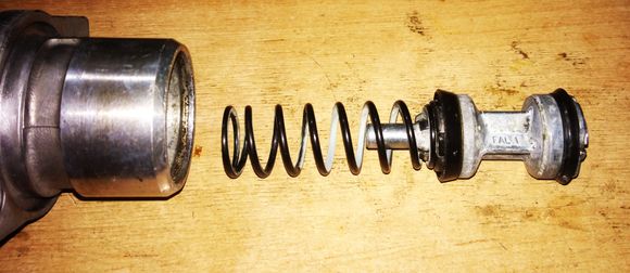 Secondary piston rebuilt