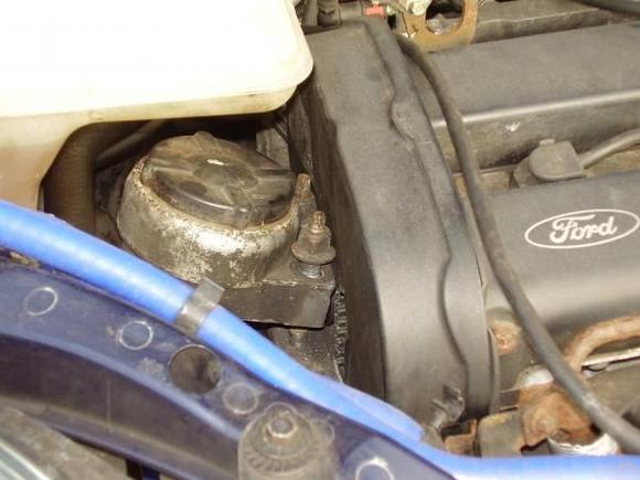 Dead engine mount - October 2007
